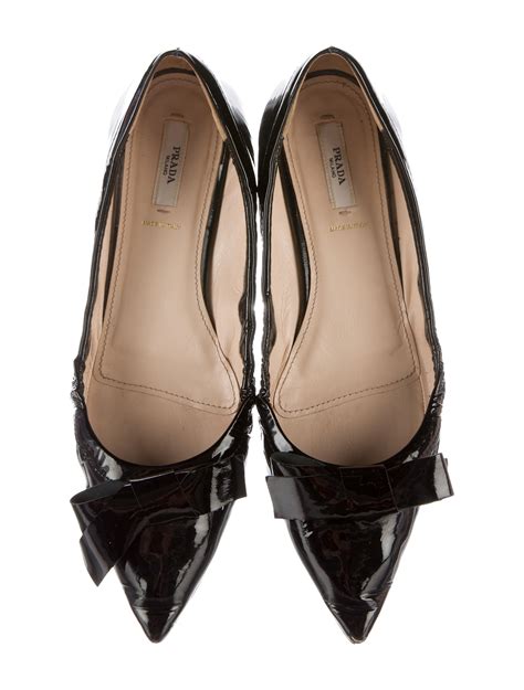 prada patent pointed toe flats.